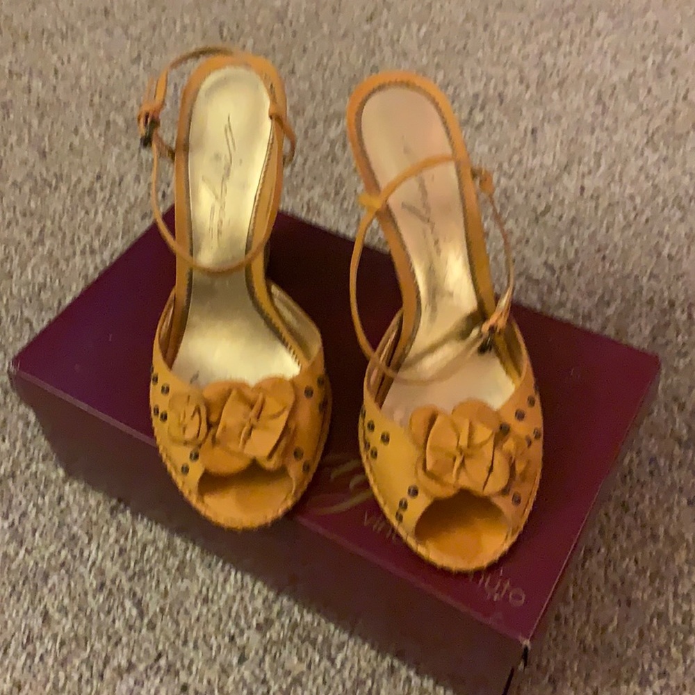 Vince Camuto- Klara corked heel
